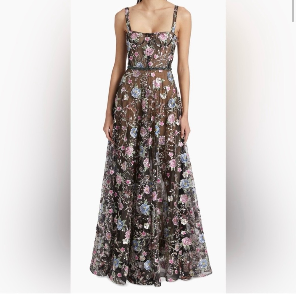 Bronx and Banco dress
